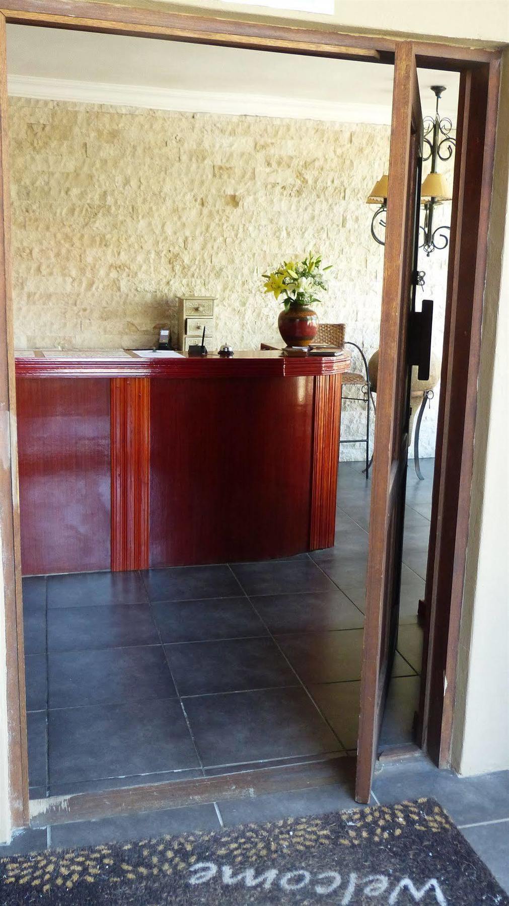 African Sands Guesthouse Load Shedding Free Bloemfontein Exterior photo