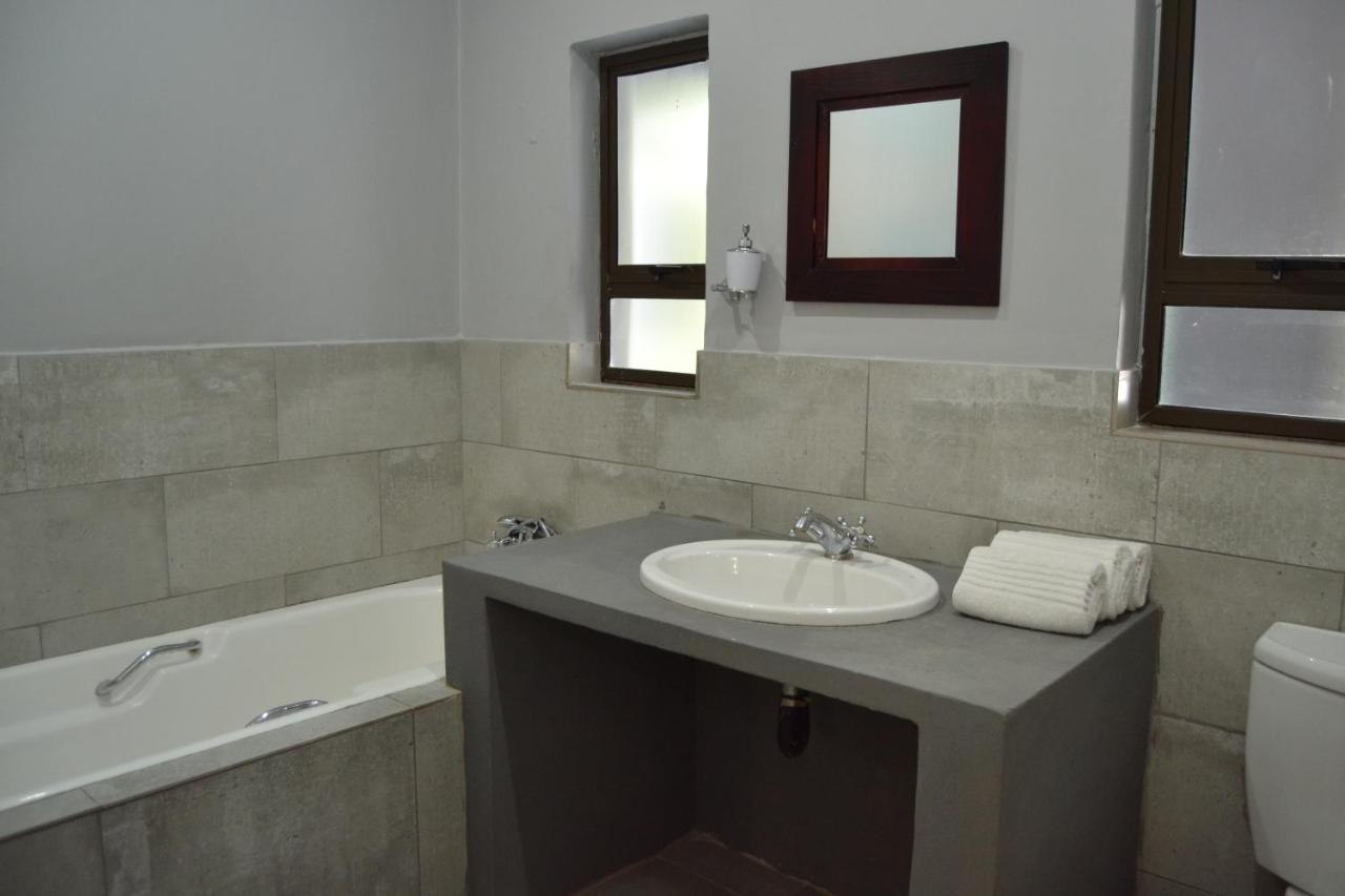 African Sands Guesthouse Load Shedding Free Bloemfontein Exterior photo