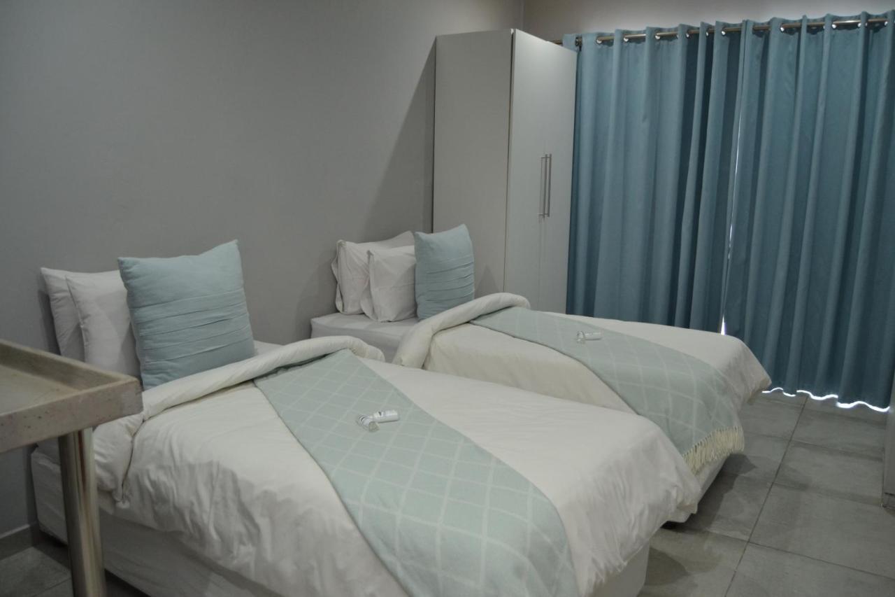 African Sands Guesthouse Load Shedding Free Bloemfontein Exterior photo