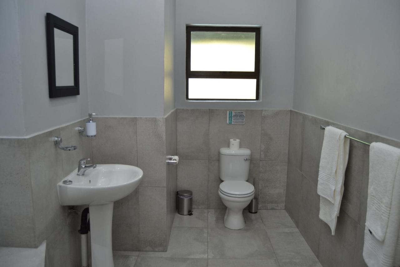African Sands Guesthouse Load Shedding Free Bloemfontein Exterior photo